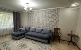 2-комн. квартира, 2/5 этаж, ул. Габдуллина