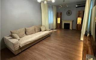 Продажа 4-комнатной квартиры, 130 м², ул. Кенесары хана, дом  54/18 - Продажа  четырехкомнатных квартир в Алматы без посредников