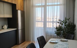 Продажа 4-комнатной квартиры, 110 м² - Продажа офисных и торговых помещений в Карагандинской области