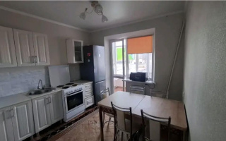 Продажа 1-комнатной квартиры, 42 м², мкрн-н Шапагат, дом  10 - Продажа квартир в Караганде без посредников с фото