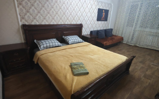 Аренда 1-комнатной квартиры посуточно, 40 м², ул. Рыскулова, дом  15 - Аренда квартиры посуточно в Караганде