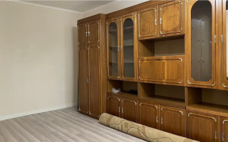 Продажа 1-комнатной квартиры, 33 м², ул. Ауэзова, дом  64/4 - Продажа  однокомнатных квартир в Алматы с фото