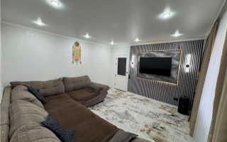 Продажа 3-комнатной квартиры, 63 м², мкр-н Голубые Пруды, дом  18 - Продажа  трехкомнатных квартир в Караганде без посредников с фото