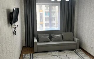 Продажа 1-комнатной квартиры, 37 м²