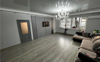 Продажа 3-комнатной квартиры, 80 м², ул. Толе би, дом  286/8 - Продажа квартир в Алматы