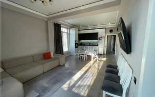 Продажа 4-комнатной квартиры, 165 м², ул. Шамшырак, дом  1 - Продажа  четырехкомнатных квартир в Алматы без посредников