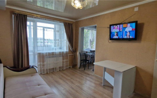 Продажа 3-комнатной квартиры, 48 м², мкр-н 18 - Продажа  трехкомнатных квартир в Караганде