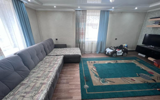 Продажа 4-комнатного дома, 208 м², ул. Карибжанова - Продажа домов, коттеджей в Караганде