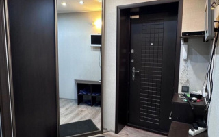 Аренда 1-комнатной квартиры посуточно, 45 м², ул. Набережная Славского, дом  50 - Аренда жилой и коммерческой недвижимости в Усть-Каменогорске