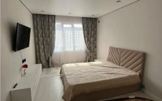 Продажа 1-комнатной квартиры, 40.2 м²