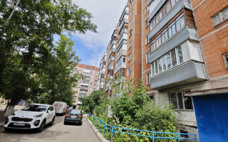 Продажа 4-комнатной квартиры, 77 м², ул. Язева, дом  10 - Продажа  четырехкомнатных квартир в Караганде