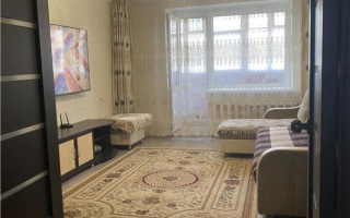 Продажа 3-комнатной квартиры, 60 м², ул. 40-летия Победы, дом  74/2 - Продажа квартир в Шахтинске