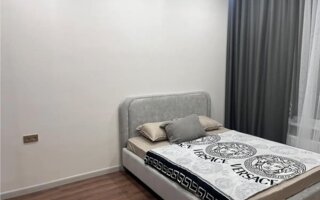 Продажа 1-комнатной квартиры, 42.8 м²