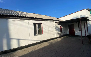 Продажа 7-комнатного дома, 160 м², ул. Черкасская, дом  58 - Продажа квартир в Казахстане