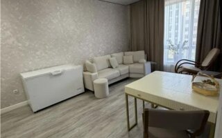 Продажа 2-комнатной квартиры, 42 м²