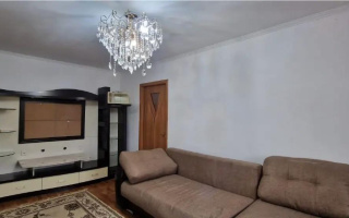 Продажа 3-комнатной квартиры, 52 м², ул. Бородина, дом  10 - Продажа  трехкомнатных квартир в Алматы с фото