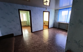 Продажа 3-комнатной квартиры, 60 м², ул. Жекибаева, дом  146 - Продажа  трехкомнатных квартир в Караганде без посредников с фото