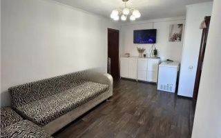 Продажа 2-комнатной квартиры, 41 м², ул. Бирюзова - Продажа  двухкомнатных квартир в Караганде