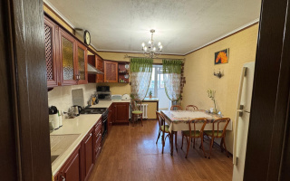 Продажа 3-комнатной квартиры, 91 м² - Продажа домов, коттеджей в Уральске