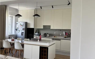 Продажа 4-комнатной квартиры, 165 м², ул. Курмангазы, дом  141 - Продажа квартир в новостройках Алматы