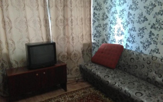 Аренда 1-комнатной квартиры, 32 м², ул. Досмухамедова, дом  77/1 - Продажа и аренда недвижимости в Уральске