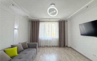 Продажа 4-комнатной квартиры, 101.5 м²