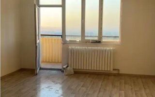 Продажа 2-комнатной квартиры, 87.4 м²
