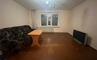 Продажа 4-комнатной квартиры, 77 м², ул. Язева, дом  10 - Продажа  четырехкомнатных квартир в Караганде