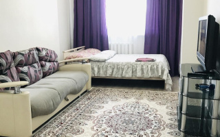 Аренда 1-комнатной квартиры посуточно, 38 м², ул. Керей, Жанибек хандар, дом  9 - Аренда квартир посуточно в Астане с фото