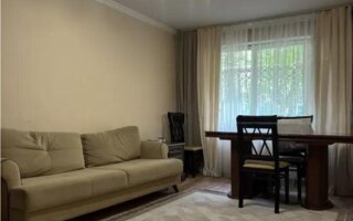 Продажа 4-комнатной квартиры, 74.1 м²