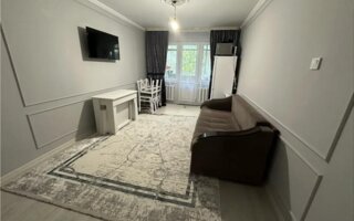 Продажа 3-комнатной квартиры, 59 м²