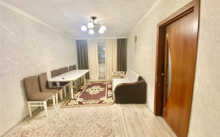 Продажа 3-комнатной квартиры, 63 м², 14 мкр. - Продажа  трехкомнатных квартир в Караганде с фото