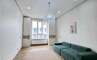 Продажа 3-комнатной квартиры, 106 м²