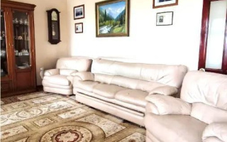 Продажа 3-комнатной квартиры, 93.5 м², ул. Ауэзова, дом  22 - Продажа действующего бизнеса в Карагандинской области