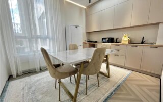 Продажа 2-комнатной квартиры, 56 м²