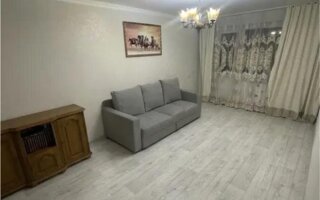 Продажа 3-комнатной квартиры, 61 м²