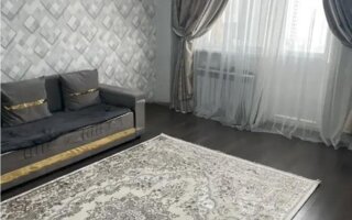 Продажа 1-комнатной квартиры, 42 м²