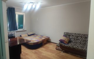 Аренда 2-комнатной квартиры, 45 м², кв-л 1-й, дом  74 - Аренда жилой и коммерческой недвижимости в Казахстане