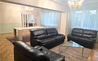 Продажа 4-комнатной квартиры, 135 м² - Продажа четырехкомнатных квартир в Алмалинском р-не Алматы