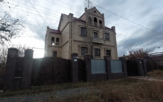 Продажа 9-комнатного дома, 517.9 м², Омара Досжанова, дом  9 - Продажа домов, коттеджей в Костанае