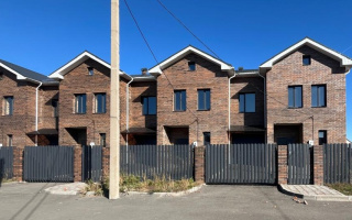 Продажа 5-комнатного дома, 202.1 м², М.Рахимбекова - Продажа домов, коттеджей в Караганде