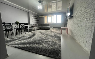Продажа 3-комнатной квартиры, 90 м², ул. Толе би, дом  286/3 - Продажа квартир в Алматы с фото