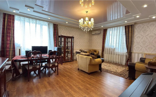 Продажа 4-комнатной квартиры, 181.8 м², ул. Кенесары - Продажа  четырехкомнатных квартир в Астане