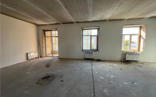 Продажа 4-комнатной квартиры, 136 м², ул. Аманжолова, дом  96/3 - Продажа  четырехкомнатных квартир в Караганде
