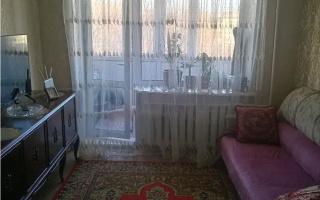 Продажа 3-комнатной квартиры, 50 м², ул. Штурманская, дом  1/1 - Продажа  трехкомнатных квартир в Караганде без посредников