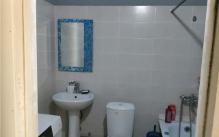 Продажа 1-комнатной квартиры, 47 м², ул. Жунисова, дом  8/3 - Продажа  однокомнатных квартир в Алматы без посредников с фото