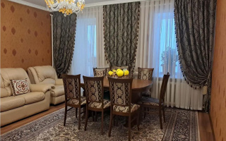 Продажа 4-комнатной квартиры, 79 м², ул. Ермекова, дом  81 - Продажа квартир в Караганде