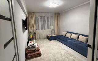 Продажа 2-комнатной квартиры, 52.8 м², ул. Толе би, дом  152 - Продажа  двухкомнатных квартир в Алматы с фото