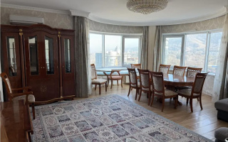 Продажа 4-комнатной квартиры, 140 м², пр. Достык, дом  97б - Продажа квартир без посредников в Алматы