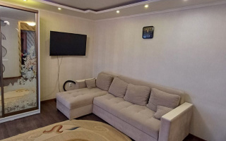 Аренда 2-комнатной квартиры посуточно, 55 м², ул. Казахстан, дом  64 - Продажа и аренда недвижимости в Усть-Каменогорске